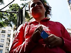 רק שאלתי אותה אם היא רוצה לזיין