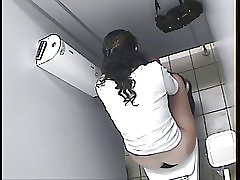 הבחורה הערבי טואלט מרגל