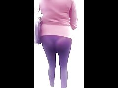 Milf אימתני נחמד לראות דרך התחת