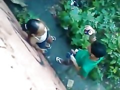 שיחת הטלפון להספיק משלם עוני