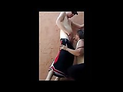 לצלם את המציצה של הזונה בסמטה