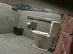 המסבאה מציצן שירותים על-ידי loyalsock